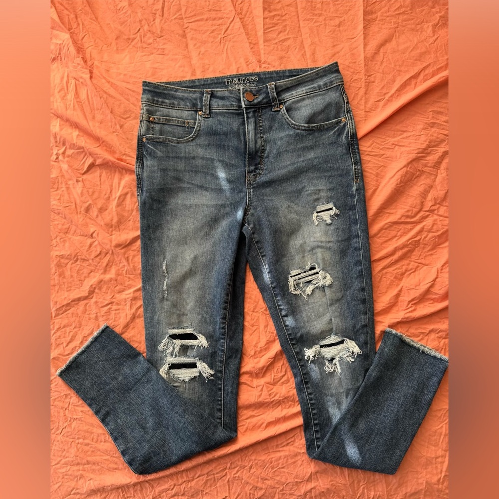 Maurices Women's Ripped Gray Skinny Jeans